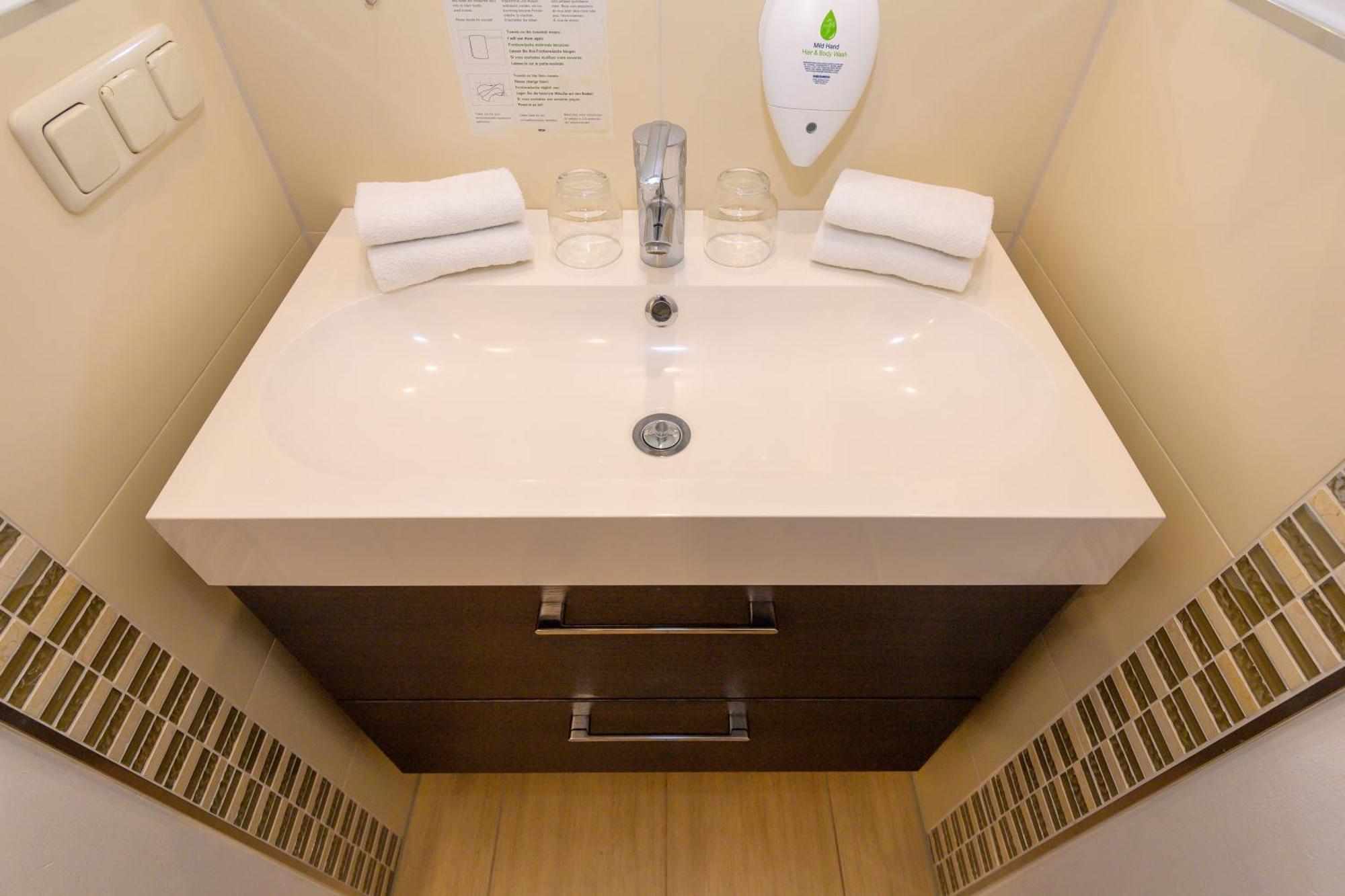 Bremer Superior Aparthotel 2*